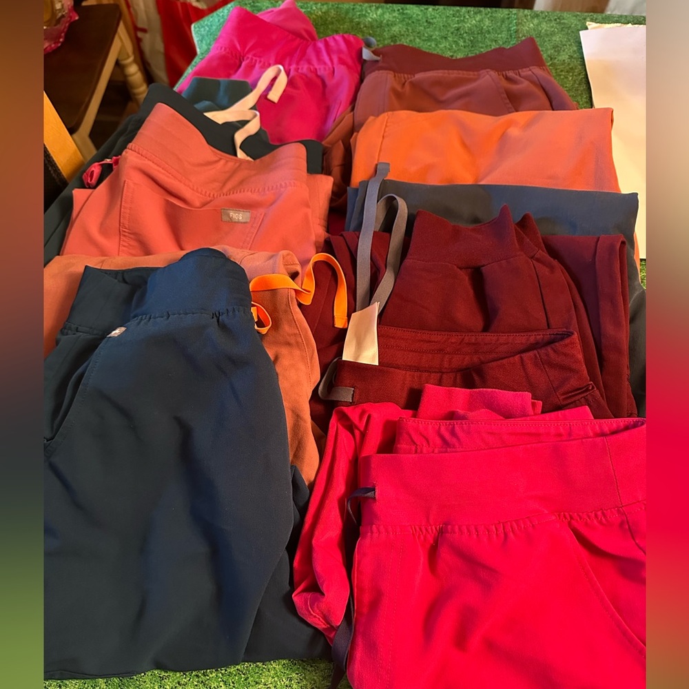Large tall figs Zamora Joggers for sale